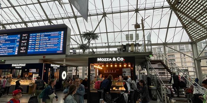 Emplacement 2-3 - Pause sucrée et/ou cadeaux alimentaires et/ou café de spécialité - 12mois